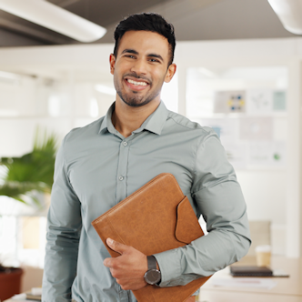 Illustratie lachende man op kantoor